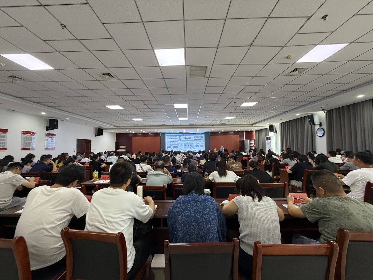 adec2a9ead204cf299d41a45111ae13b.jpg