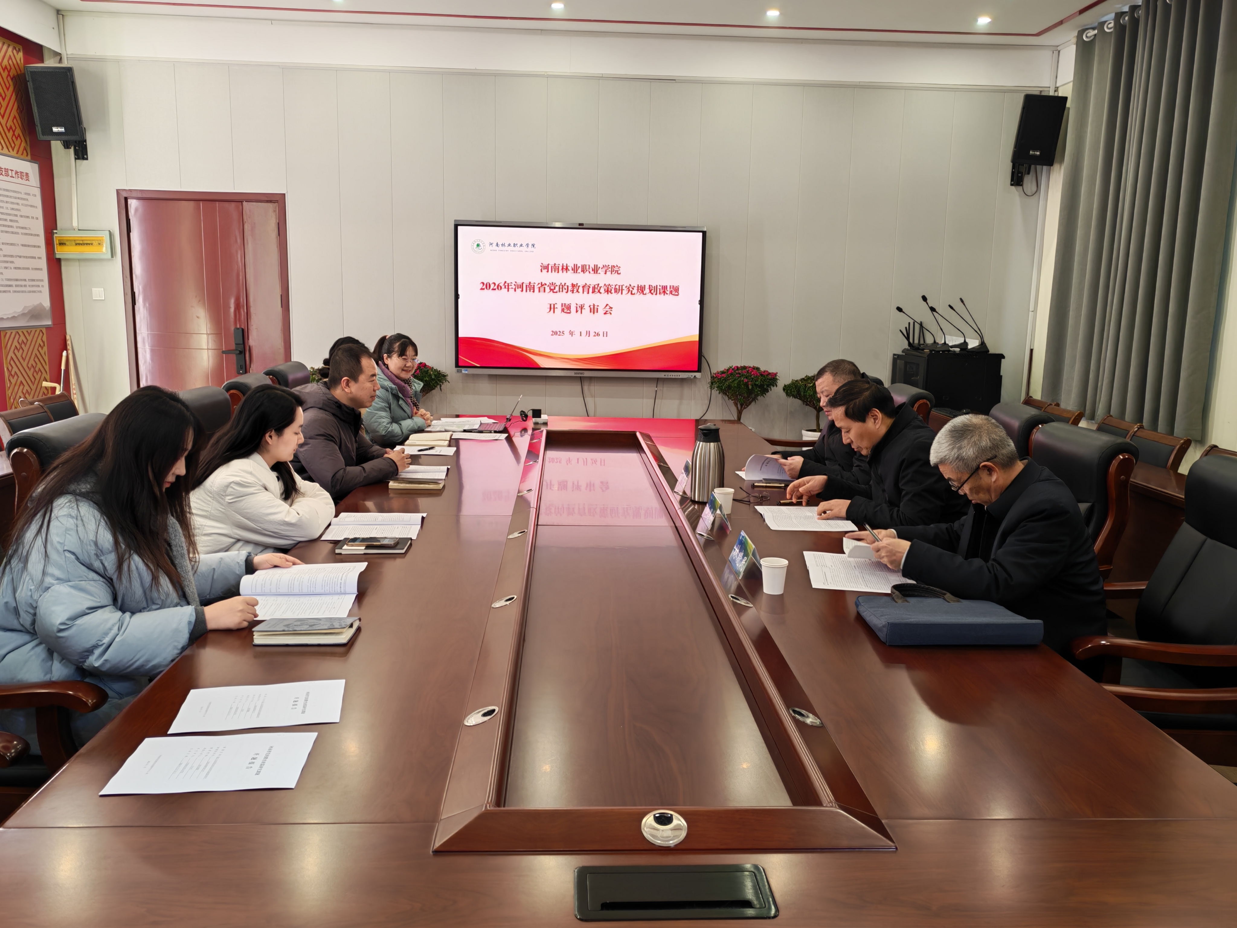 b200eb2167ea4a12b632fa6ad85c0390.jpg b200eb2167ea4a12b632fa6ad85c0390.jpg