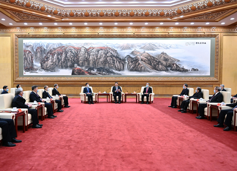 习近平同党外人士共迎新春 习近平同党外人士共迎新春