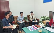 工会党支部集中学习《八项规定改变中国》