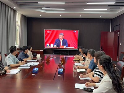 工会组织学习习近平总书记在庆祝中华全国总工会成立100周年暨全国劳动模范和先进工作者表彰大会上的讲话