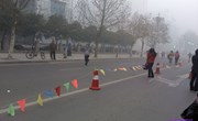 我院学生积极参加洛阳市万人长跑比赛