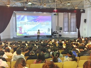 IT产业学院团总支学生会组织“校园十佳歌手”大赛初赛