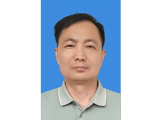 无人机应用技术专业--娄亚鹏