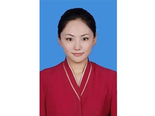 空中乘务专业--梁霄