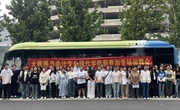经济与管理学院师生参与伊滨区夜市招聘会