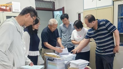 洛阳市教育局实验室专项安全检查组到我校现场检查