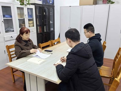纪委办党支部开展专题政治学习