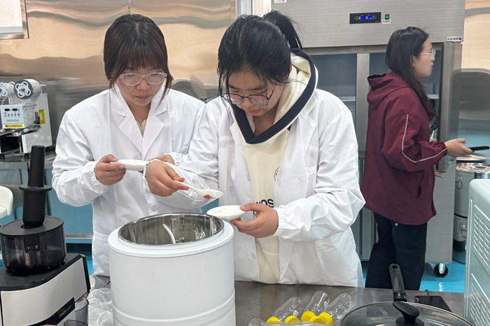 食品生物与技术教研室“2＋X”教学改革结硕果