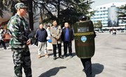 牢筑安全防护线 校地协同开展反恐防暴演练
