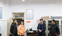学校党委书记李书民到园林系考察调研