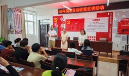 园林园艺学院赴孟津朱仓村开展资助政策宣讲暨校地合作座谈活动