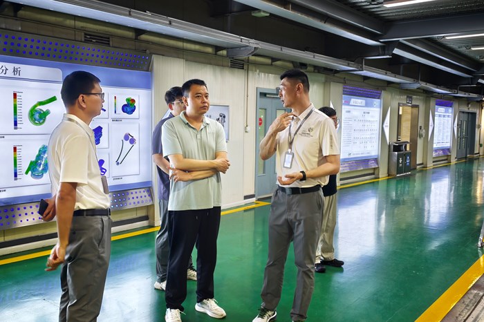 智能制造与装备学院赴重庆宗申集团开展参观交流